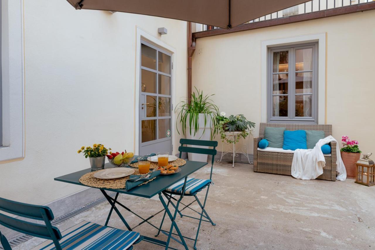 Bed and Breakfast Il Cortile Di Elisa & Our Flats Лукка Екстер'єр фото