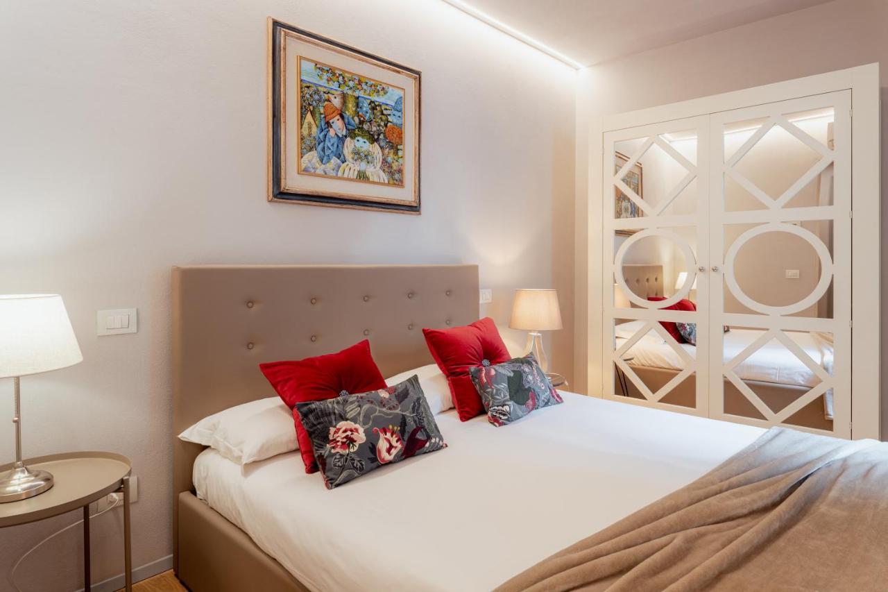 Bed and Breakfast Il Cortile Di Elisa & Our Flats Лукка Екстер'єр фото